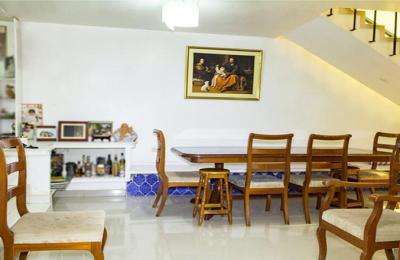 VENTA DE CASA DE 3 PISOS EN AV. ZARUMILLA